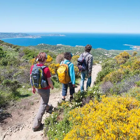Zum Stoerrischen Esel Semesterpark